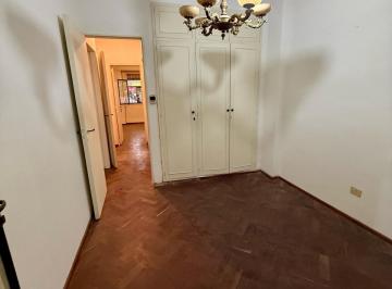 Departamento · 95m² · 8 Ambientes · Departamento Dos Dorm. y Comodin en Pb, Parque España, Oportunidad