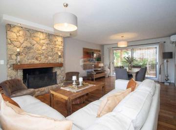 Casa · 220m² · 5 Ambientes · 1 Cochera · Venta Casa P. Miramar 4 Dorm Jardin Fondo Seguridad