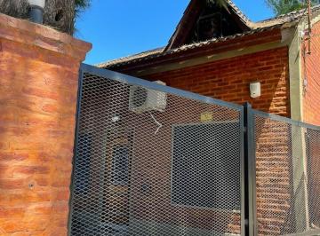 Casa · 65m² · 3 Ambientes · 1 Cochera · Casa en Venta en Canning Ezeiza