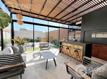 PH · 147m² · 3 Ambientes · 2 Cocheras · Venta de Casa en Ciudad de La Costa