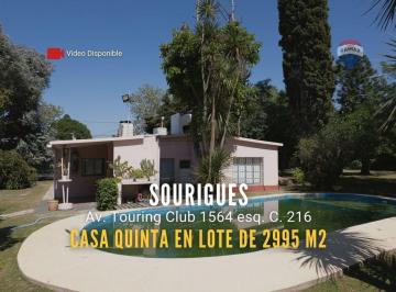 Quinta vacacional · 278m² · 2 Dormitorios · 3 Cocheras · Quinta en Venta Sobre Lote de 3000 m² en Sourigues