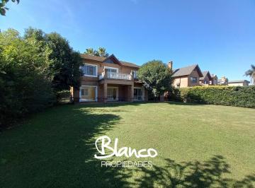 Casa · 250m² · 4 Ambientes · 2 Cocheras · Casa en Alquiler en La Delfina, Pilar, G. B. a. Zona Norte