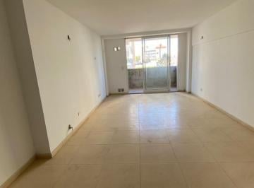 Departamento · 75m² · 4 Ambientes · 1 Cochera · Departamento - Echesortu - Balcón - Dos Baños