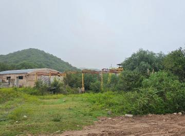Bodega-Galpón · 300m² · Nave Industrial - Valle Hermoso