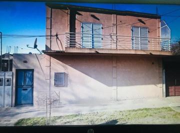 Departamento de 3 ambientes, Esteban Echeverría · Oportunidad Departamento de 3 Ambientes Centrico en El Jaguel!