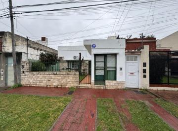 Casa · 76m² · 4 Ambientes · Casa en Alquiler Arroyito Rosario
