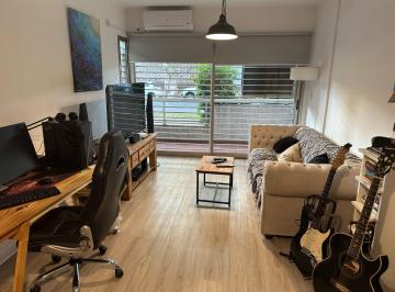 Departamento de 2 ambientes, Almirante Brown · Departamento 2 Ambientes en Venta en Excelente Ubicación en Adrogue (Retasado!)