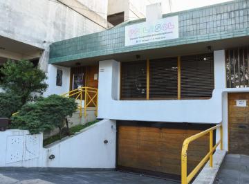 PH · 241m² · 6 Ambientes · Departamento PH en Venta en Caseros, Tres de Febrero, G. B. a. Zona Oeste