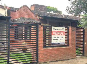 Casa · 300m² · 5 Ambientes · 2 Cocheras · Casa en Venta 3 Dorm. con Dependencia y Pileta. Yerba Buena