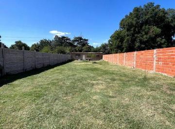 Terreno · 510m² · Lote de 510 m² con Casa a Terminar - Moreno
