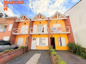 Casa de 4 ambientes, Mar del Tuyú · Venta Triplex Al Frente a 140 m del Mar en Mar del Tuyú