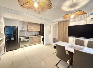 Departamento · 52m² · 3 Ambientes · 1 Cochera · Venta Dto 2 1/2 Amb Patio/coch V Sarmiento
