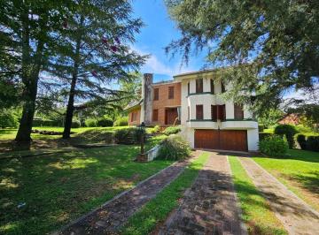 Casa de 3 ambientes, Villa General Belgrano · Vivienda de 3 Dorm. en Venta - Zona Céntrica de Villa General Belgrano