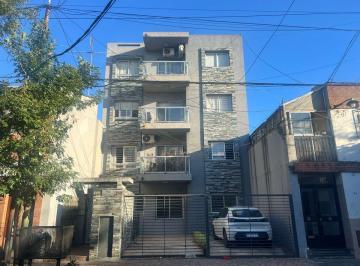 Departamento · 29m² · 1 Ambiente · 2 Cocheras · Venta Depto. Monoamb. P. Baja Al Fte. C/cochera