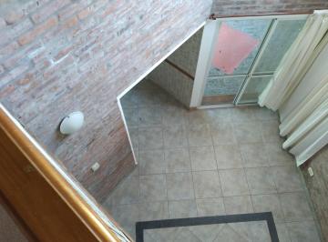 Casa de 4 ambientes, Pueblo Esther · Dueña Alquila Casa en Barrio Cerrado Ger