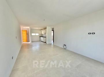 Departamento · 71m² · 3 Ambientes · 1 Cochera · Venta Dpto 3 Amb con Jardin Saravi Village Pilar