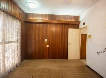 PH · 116m² · 3 Ambientes · 1 Cochera · Venta PH 3 Amb C/ Coch y Terraza Tigre a Reciclar