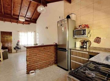 Casa · 176m² · 6 Ambientes · 1 Cochera · Venta 2 Propiedades en Block Apto Credito El Faro