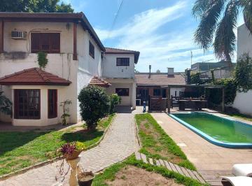 Casa · 445m² · 10 Ambientes · 2 Cocheras · Venta Gran Casa San Martin Usd 270.000 y Cuotas