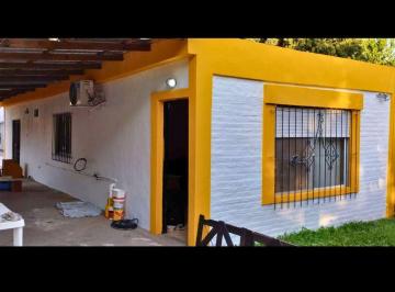 Casa · 81m² · 4 Ambientes · 4 Cocheras · Venta Casa con Cochera Lote 400 m² Virrey del Pino