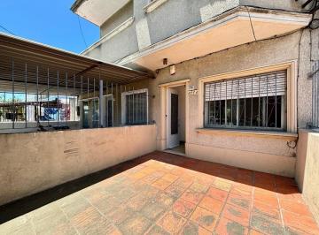 Casa · 104m² · 5 Ambientes · 1 Cochera · Venta Casa Tres Dorm., Cochera, Ituzaingo
