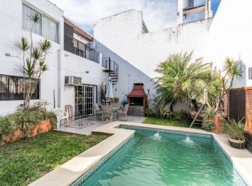 Casa · 300m² · 6 Ambientes · Venta Casa 5 Amb. Mataderos, Barrio Naon. Pileta