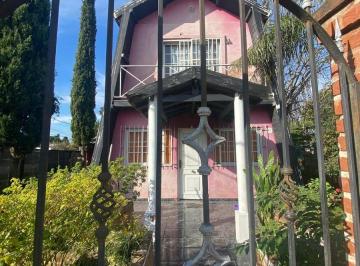 Casa · 2 Dormitorios · Casa Alpina en Muy Buena Zona