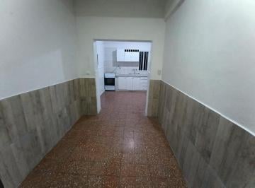 Departamento de 4 ambientes, Bahía Blanca · Dpto. en Alquiler Bahía Blanca Zona Centro