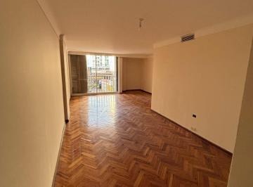 Departamento de 8 ambientes, Córdoba · Departamento Muy Amplio Apto Credito - con Cochera