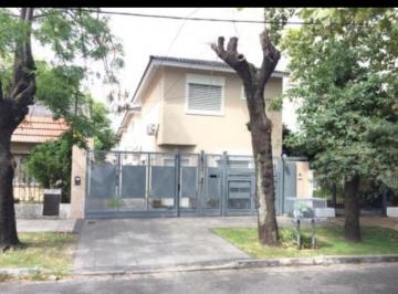 Casa en Venta de 4 ambientes Lomas de Zamora · Duplex 4 Ambientes Detalles de Categoría Zona Centro Lomas de Zamora