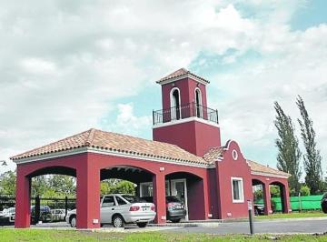 Terreno · 818m² · Venta Lote en Barrio Privado Weston