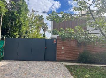 Casa · 100m² · 3 Ambientes · 1 Cochera · Duplex en Alquiler, en Complejo. en City Bell