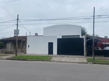 Bodega-Galpón · 145m² · Venta Galpón Famatina 2852 - Ituzaingó Norte