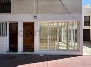 Casa · 85m² · 5 Ambientes · 1 Cochera · Alquiler Duplex - Av Juan B Justo, Ciudad.