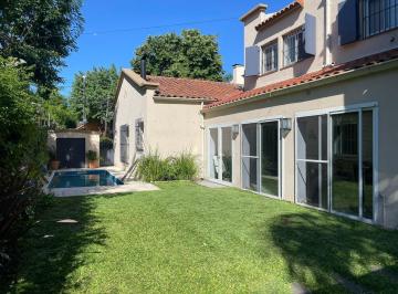Casa · 230m² · 6 Ambientes · 1 Cochera · Casa en Venta - Punta Chica - San Fernando