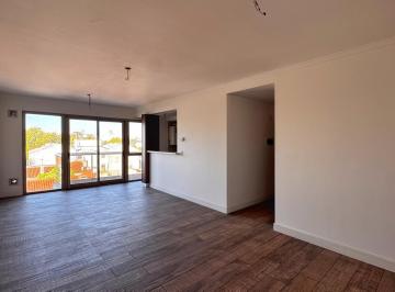Departamento · 85m² · 3 Ambientes · 1 Cochera · Venta de Departamento 3 Ambientes con Cochera - Zona Chauvin