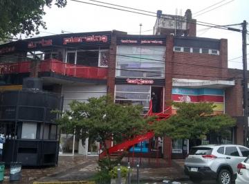 Local comercial · 235m² · Guemes Local Comercial