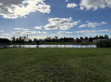 Terreno · 1742m² · Venta Lote a La Laguna en Chacras de La Reserva Campana