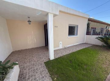 Casa de 8 ambientes, Córdoba · Alto Alberdi Vendo Casa 3 Dormit, Cochera, Patio + Amplio Depto 2 Dormit y Patio
