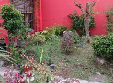 Casa · 90m² · 3 Ambientes · 1 Cochera · Casa en Venta - 2 Dorm. 1 Baño - Cochera - 350 m² - Merlo