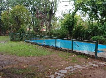 Quinta vacacional · 55m² · 3 Ambientes · 1 Cochera · Casa en Venta en Merlo, G. B. a. Zona Oeste, Argentina
