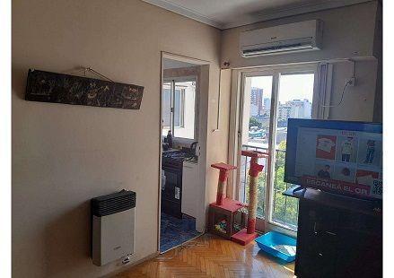 CONSTITUCION 2500. Entre Jujuy y Alberti