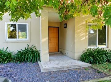 Casa · 103m² · 4 Ambientes · 1 Cochera · Venta Casa en La Cuesta Manzanares Pilar