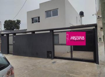 Casa de 6 ambientes, Morón · Casa en Lote Propio con Pileta y Doble Cochera
