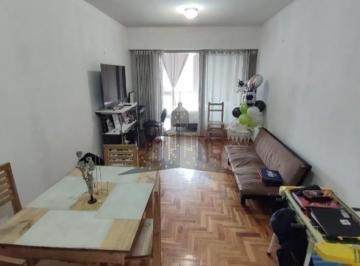 Departamento · 55m² · 2 Ambientes · Alquiler - Departamento - Dos Ambientes - con Balcon - Caseros Centro