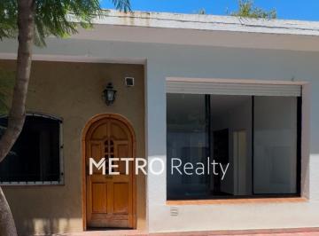 Casa · 75m² · 5 Ambientes · 2 Cocheras · Casa en Venta 5 Ambientes en Don Torcuato Acepta Permuta