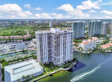 Departamento · 175m² · 4 Ambientes · 2 Cocheras · Departamento en Venta en Aventura, Miami, Florida