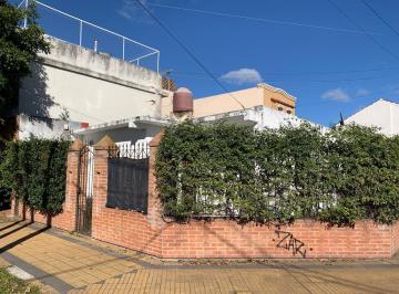 PH de 4 ambientes, Lomas de Zamora · PH en Alquiler Sobre Rodríguez Brito 1005