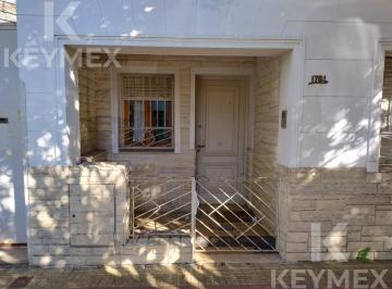 Casa · 184m² · 4 Ambientes · Casa en Venta de 3 Dorm., La Plata