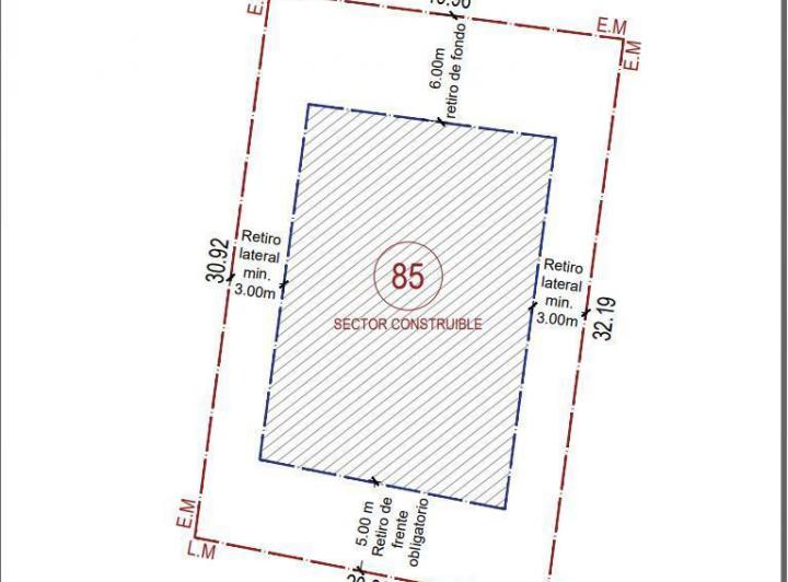 Terreno · 628m²